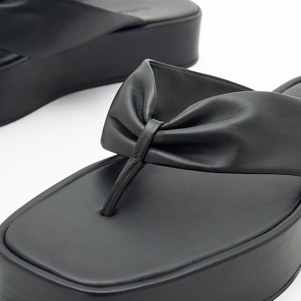 112_05 Muaddi Johana Flatform Flip Flops Amina - Image 5