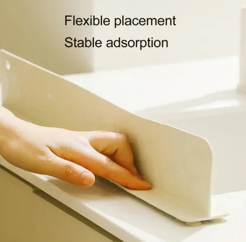 Strong Adsorption Reusable Splash-Proof Home Use Washbasin Water Splash Guard Sink Splashback Kitchen Tool - Knapdirect